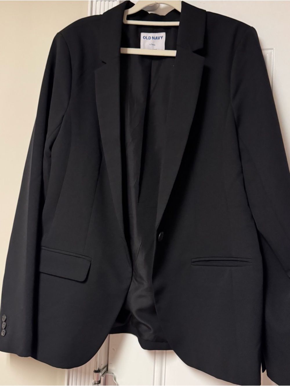 Old Navy Women’s Black Blazer with Notch Lapel